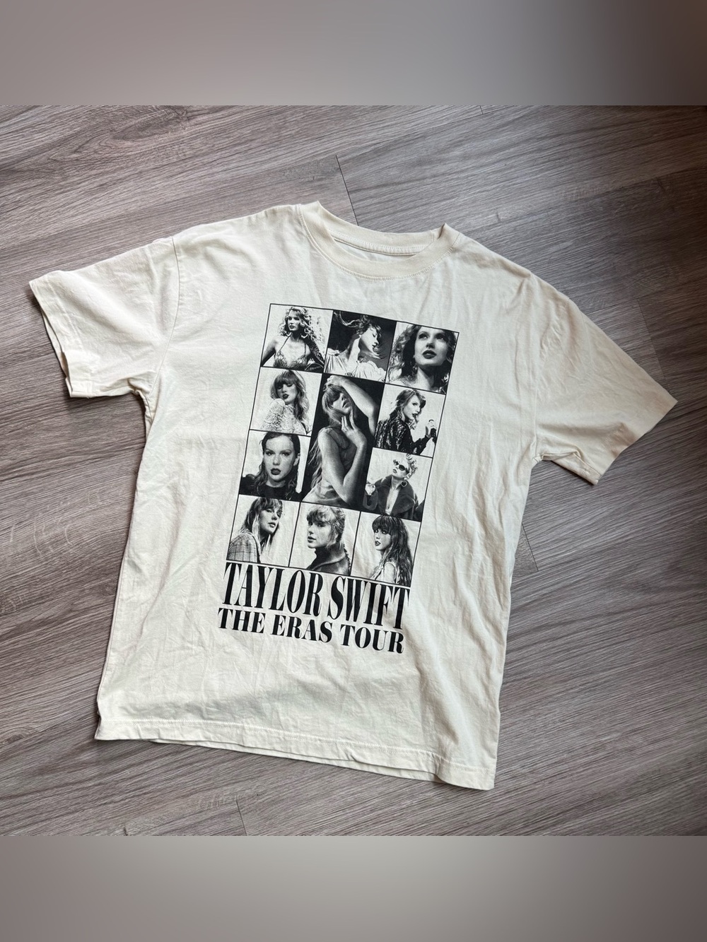 Taylor Swift The Eras Tour 2023-2024 T-Shirt Cream Size Medium Concert Tee